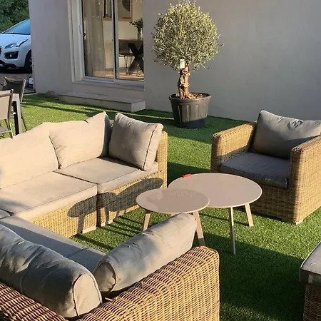 Βίλα Maison Accueillante A Avec Piscine Privee